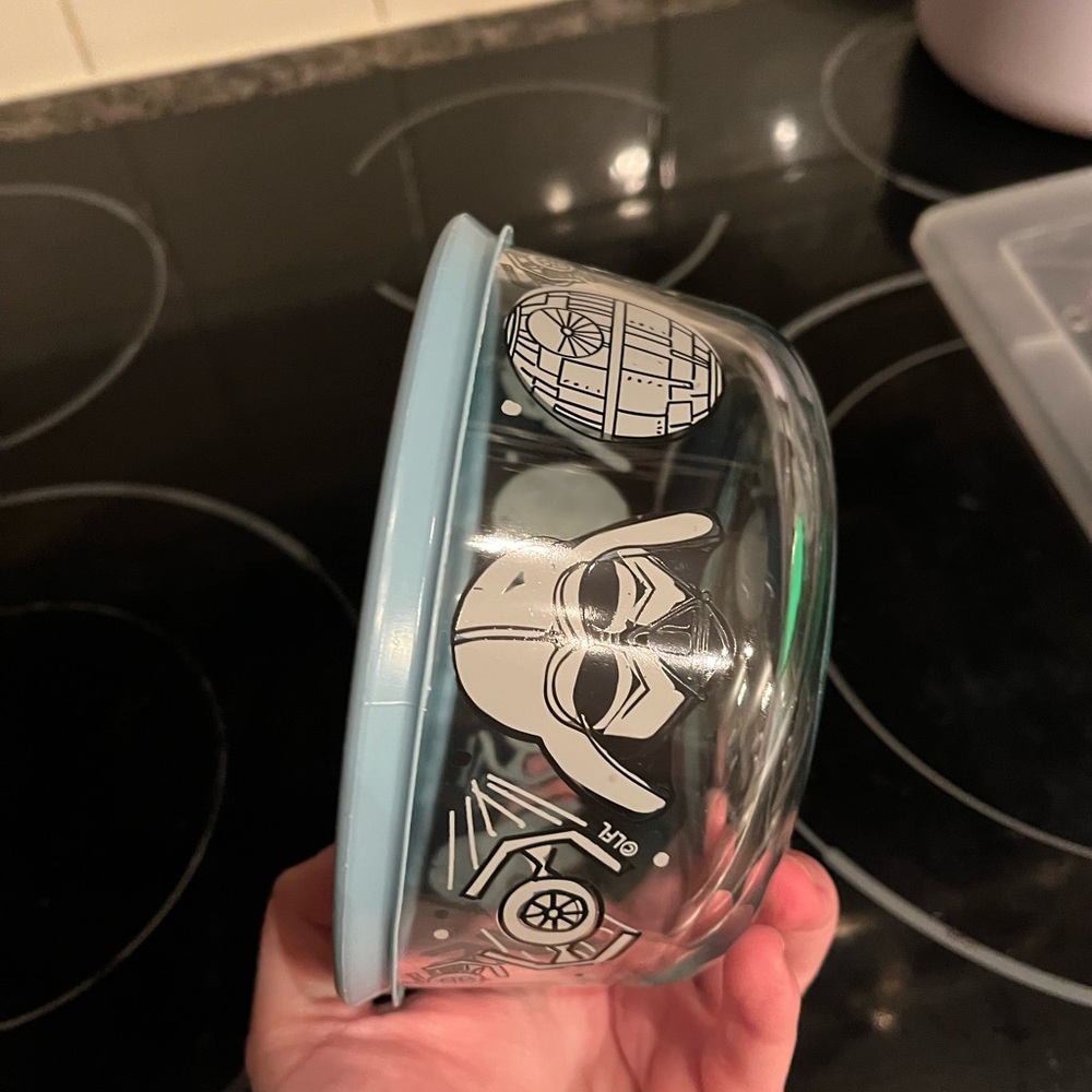 Pyrex Star Wars Storage Container